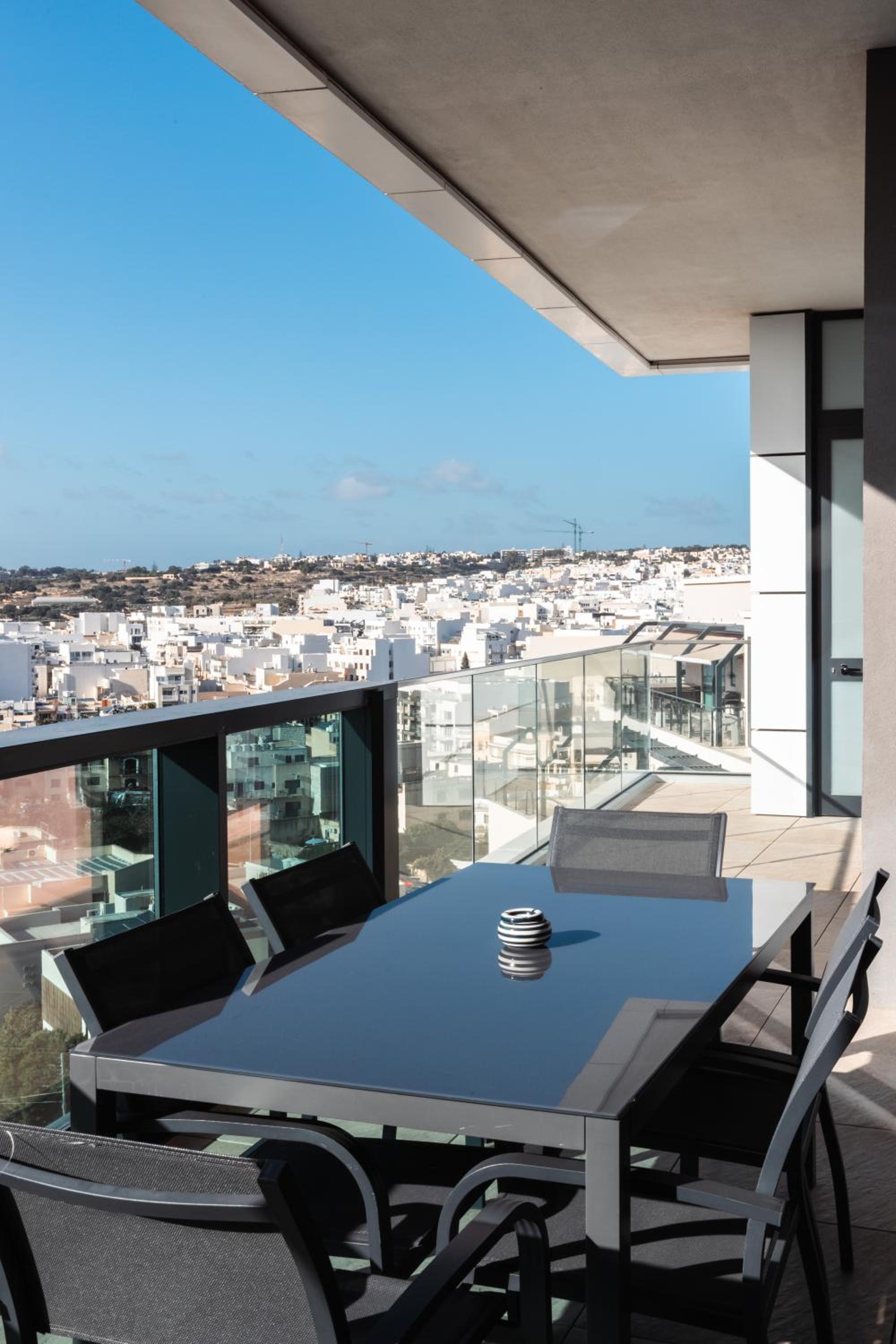 Modern flat in St Julian's center by Arco Collection photo 2