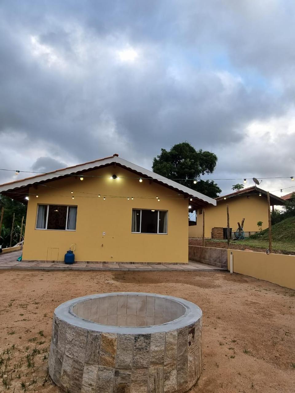 Cabanas Privativas com Jacuzzi, Cozinha, Churrasqueira e Decoração - Sitio Pauletto