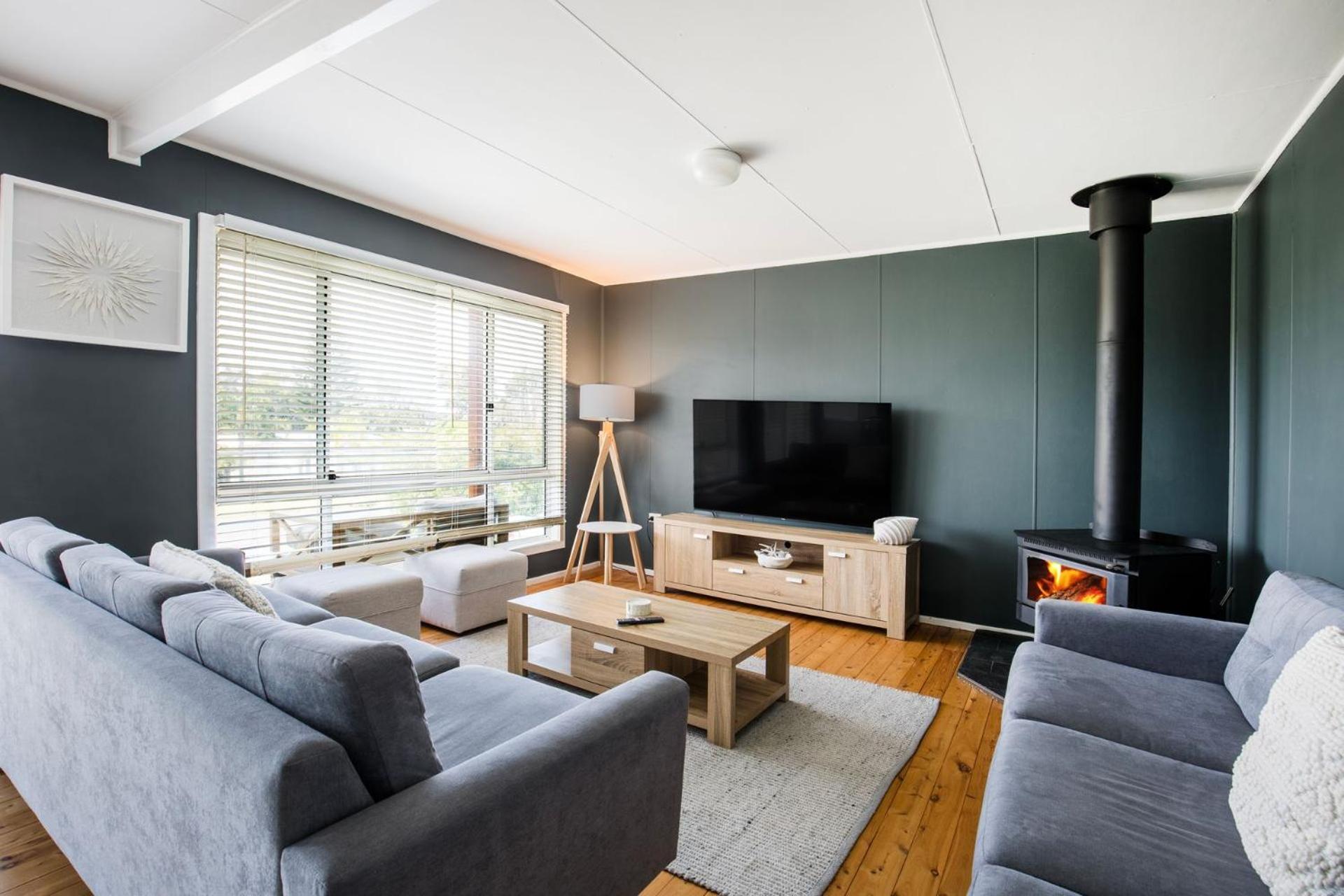 Sunfish Pet Friendly 4 Mins Walk to Beach