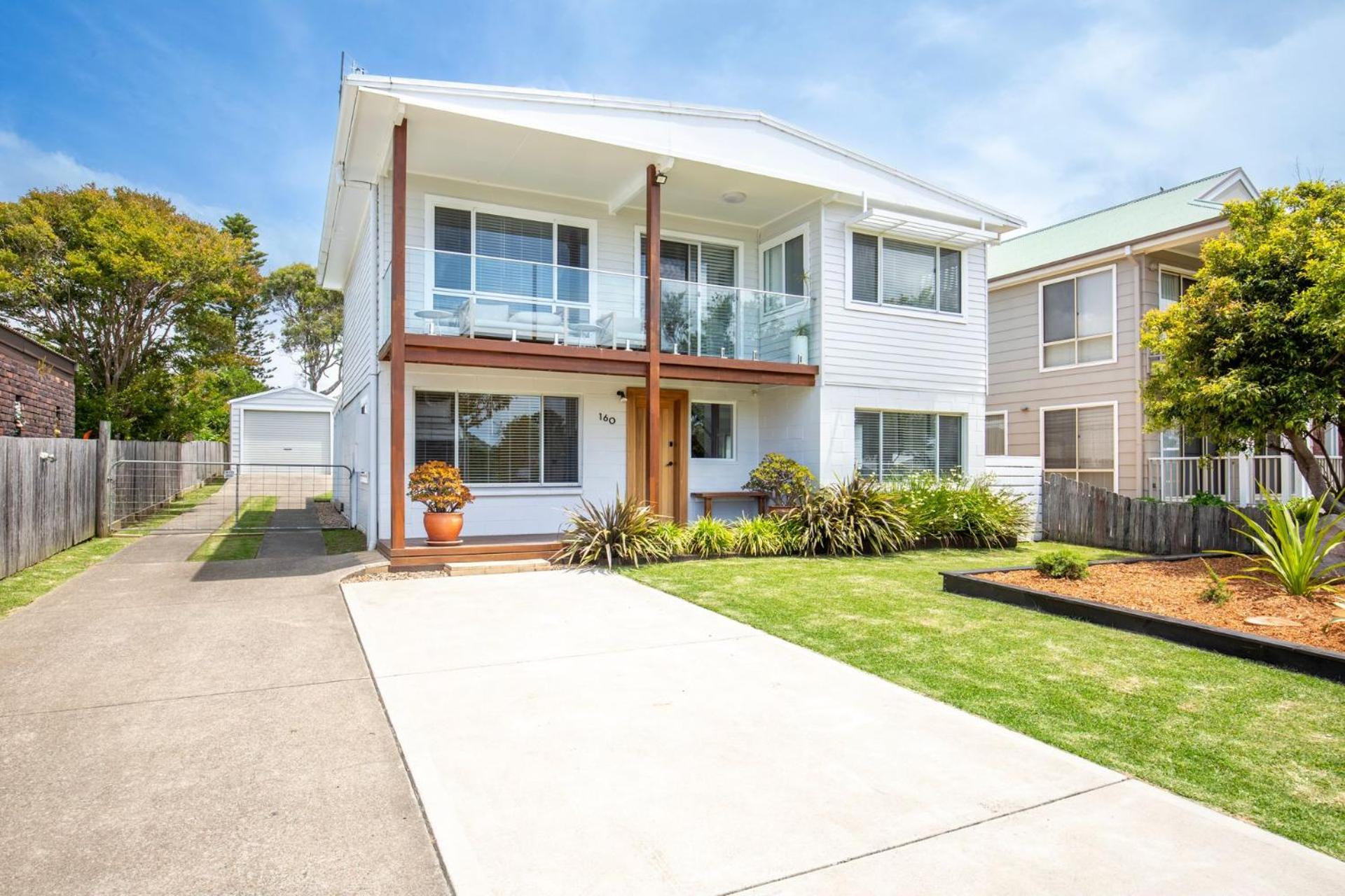 Sunfish Pet Friendly 4 Mins Walk to Beach