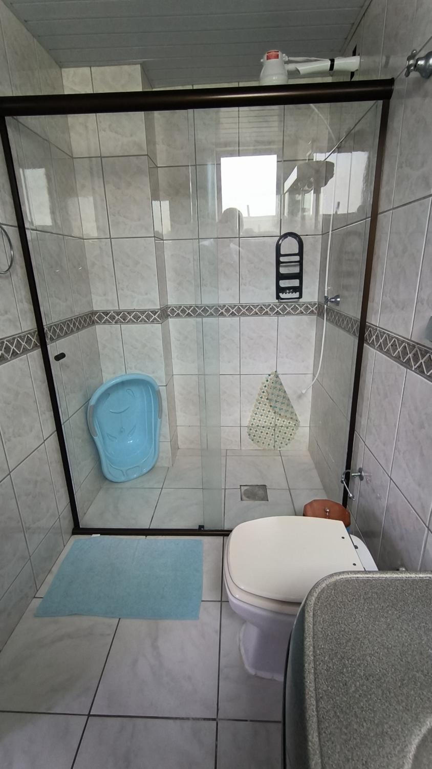 APARTAMENTO PRÓXIMO A PRAIA E SHOPPING RUSSI&RUSSI