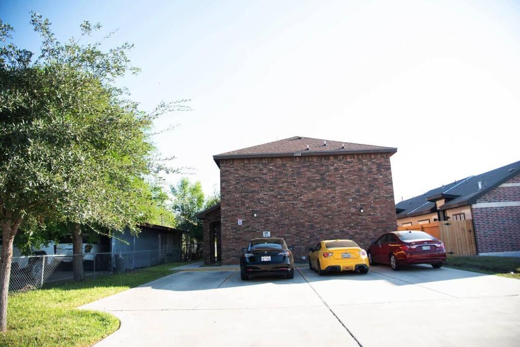3BD 2BT town suite minutes away Medical Center view 4