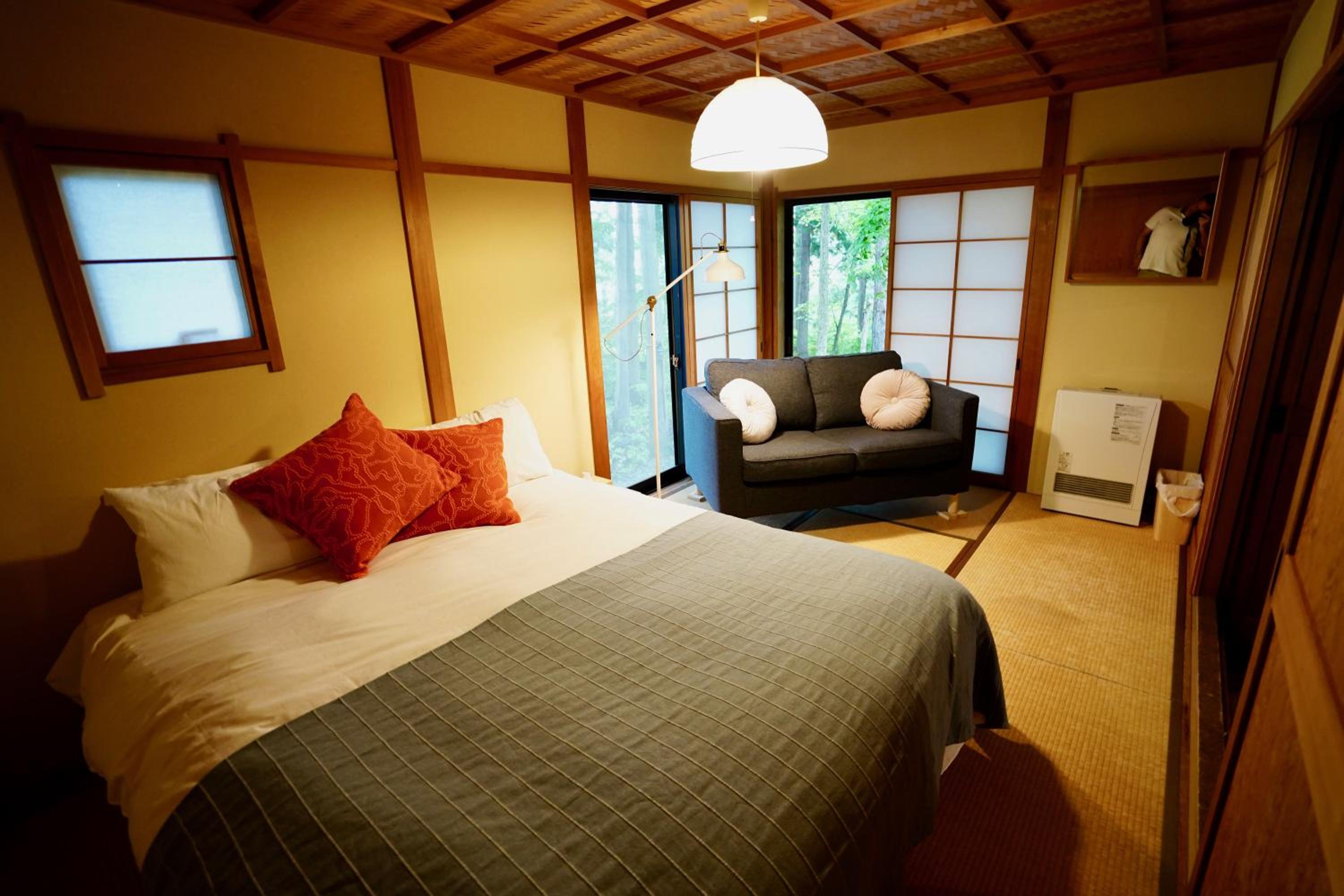 Sunnsnow Kallin Cottage view 4
