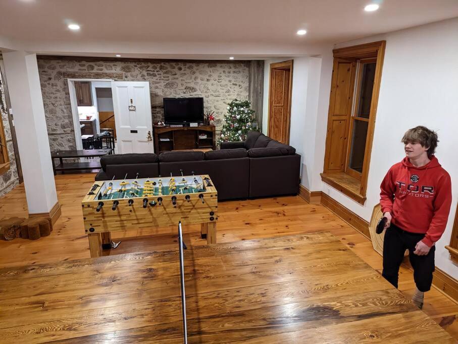 KJ's Farmhouse w/SwimSpa Retreat