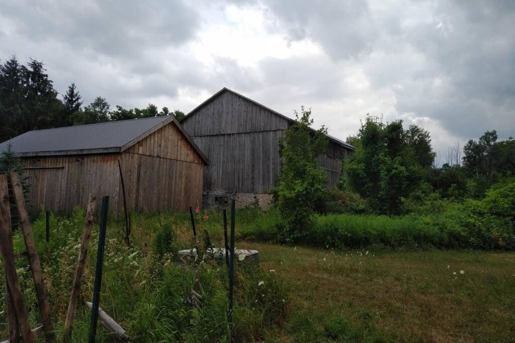KJ's Farmhouse w/SwimSpa Retreat