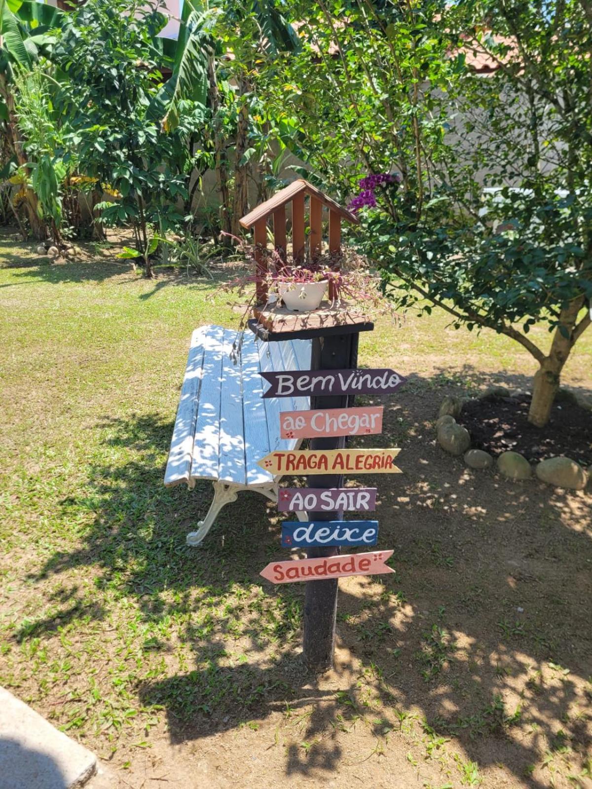 Casa com piscina e churrasqueira!