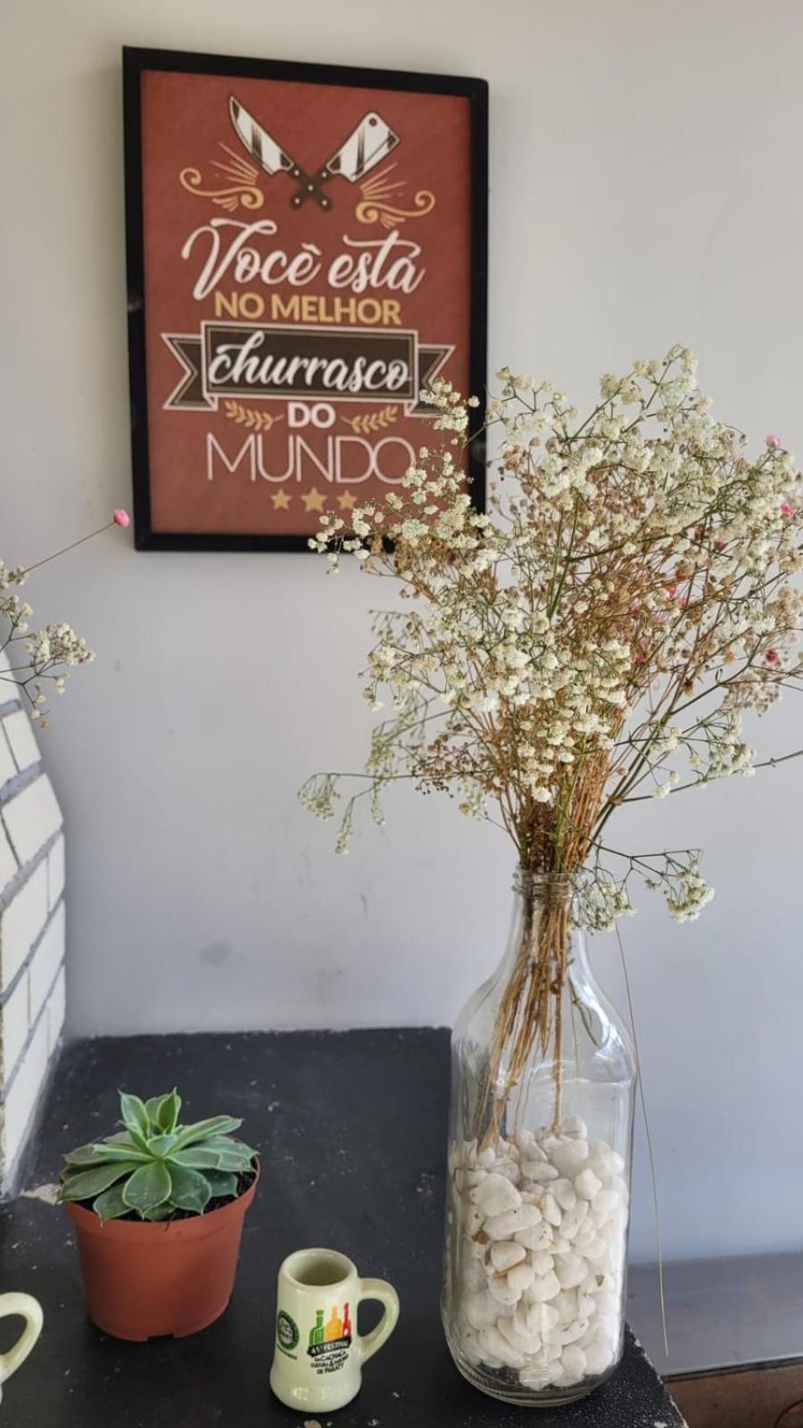 Casa com piscina e churrasqueira!