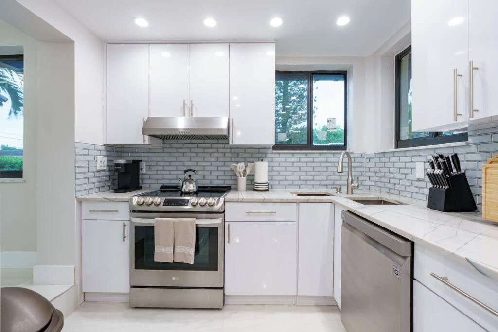 New Miami & Calle Ocho Home with Arcade!