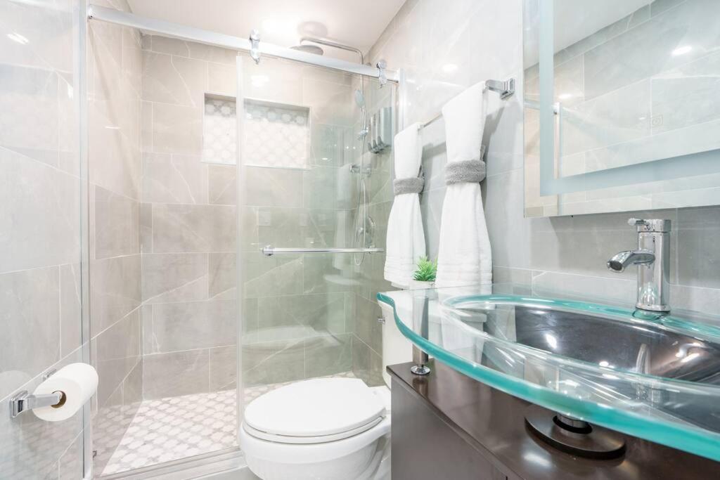 New Miami & Calle Ocho Home with Arcade!
