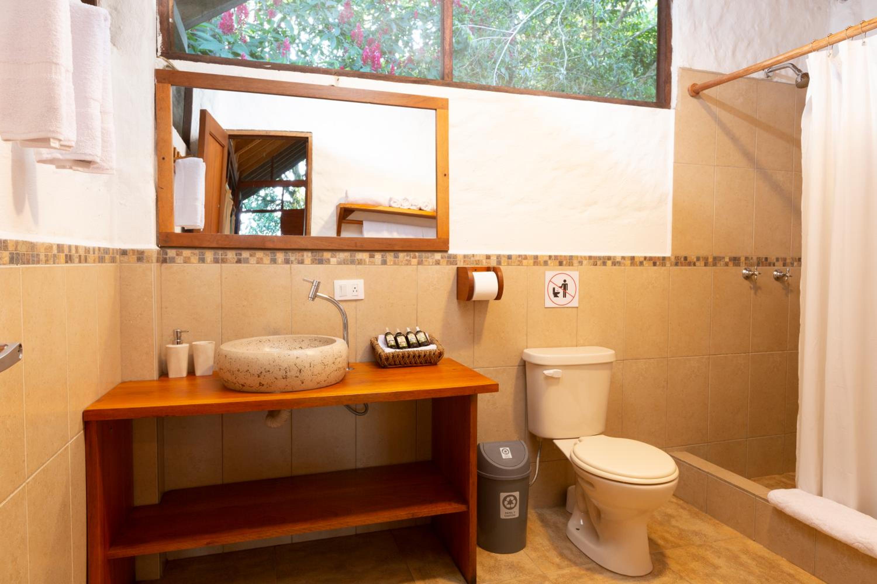 Gaia Amazon Eco Lodge