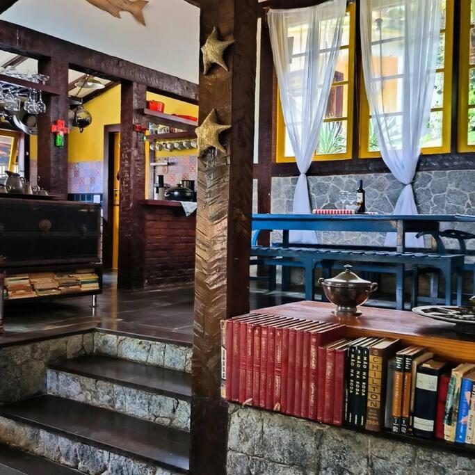 Casa rústica com piscina em Búzios na Villa Geriba