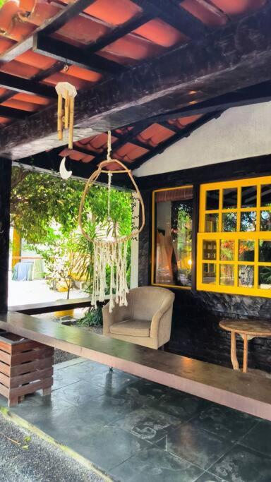 Casa rústica com piscina em Búzios na Villa Geriba