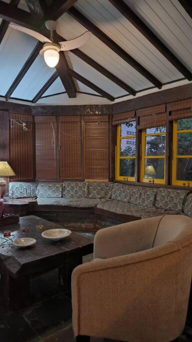 Casa rústica com piscina em Búzios na Villa Geriba