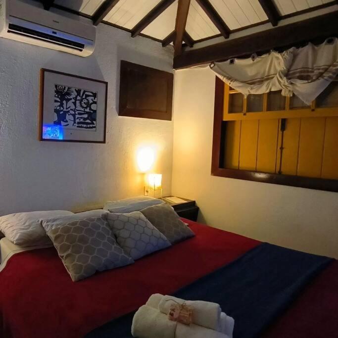 Casa rústica com piscina em Búzios na Villa Geriba