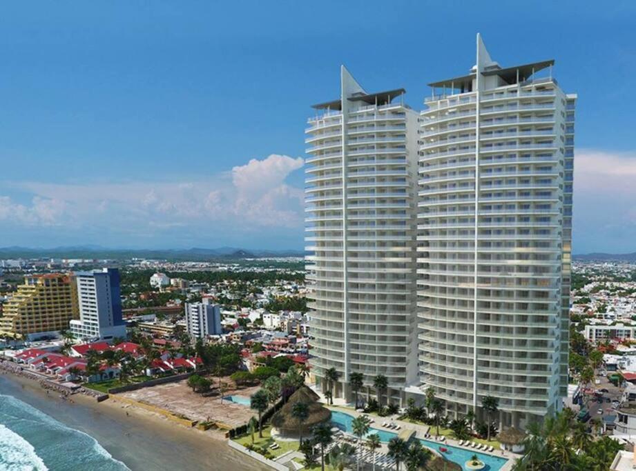 Hotel Luxury Ocean view at Camino al Mar/ Heated Pool - Image 1