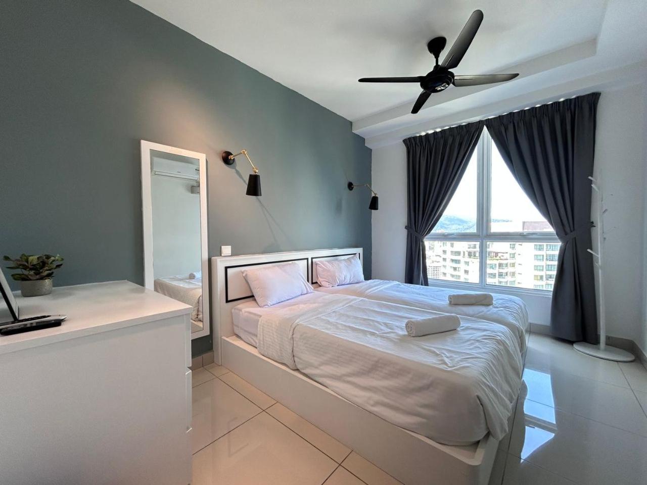 Seaview Mansion One 2R2B George Town Gleneagles Gurney Komtar by Cozy Cottage Haven photo 5