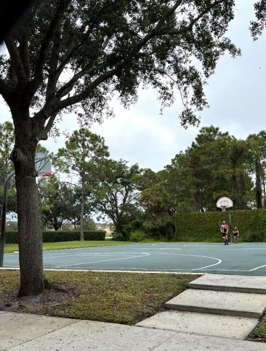 Parkside at Avalon Park