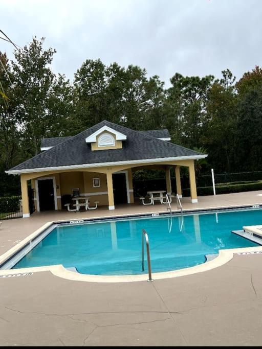Parkside at Avalon Park
