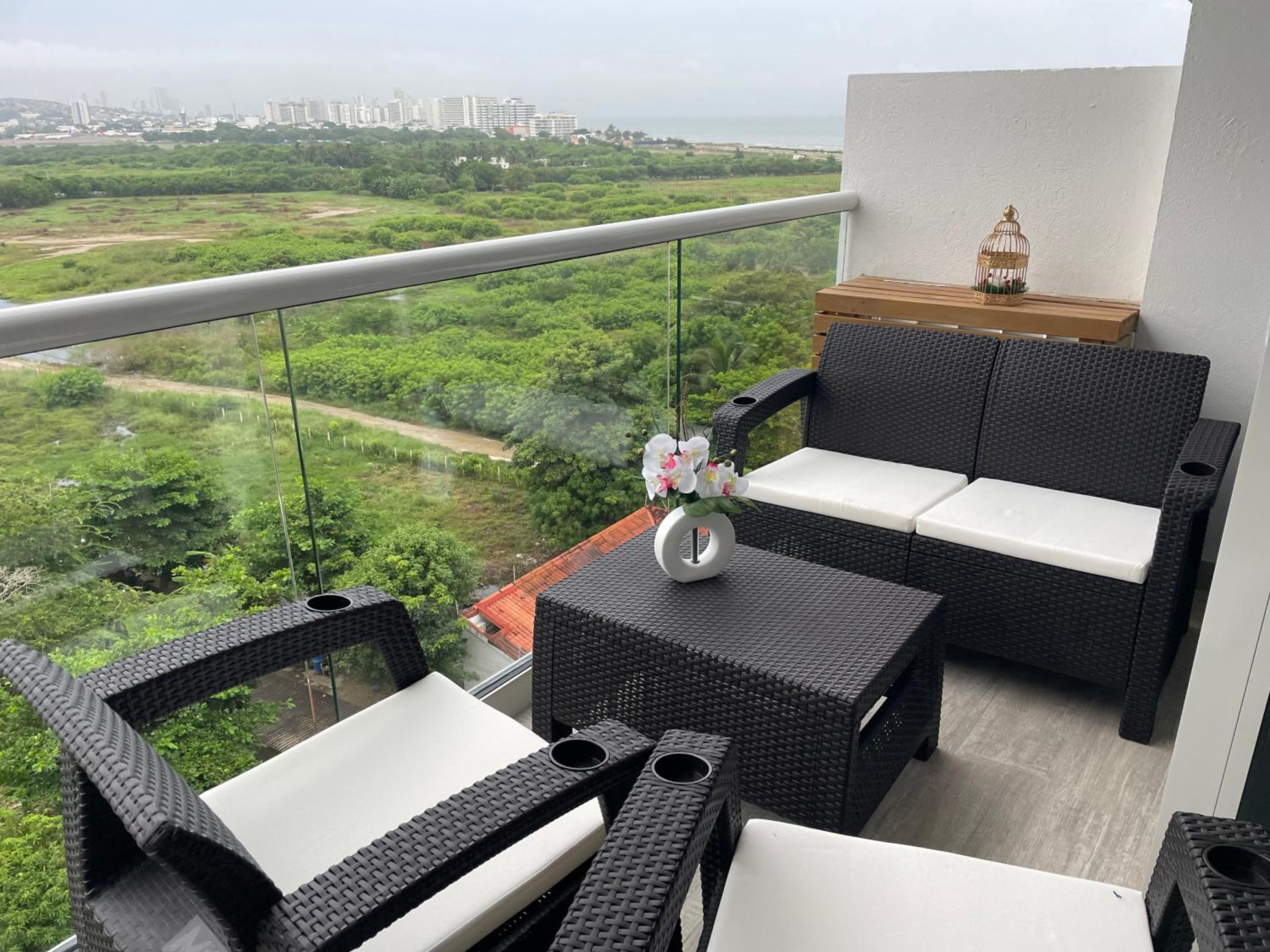 Apartamento con jacuzzi privado, vista al mar, sector exclusivo