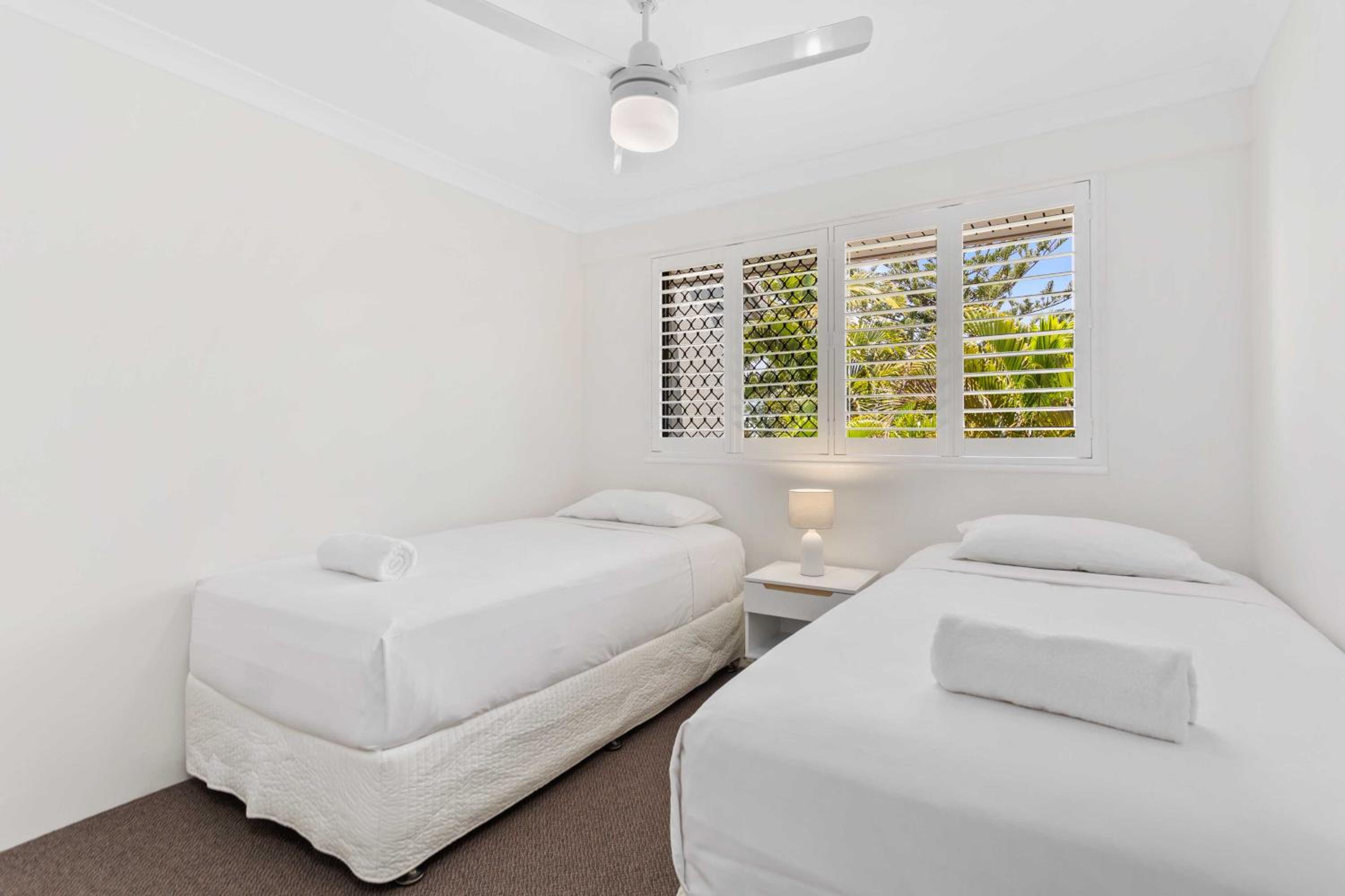 Santa Monica Apartments - Hosted by Burleigh Letting