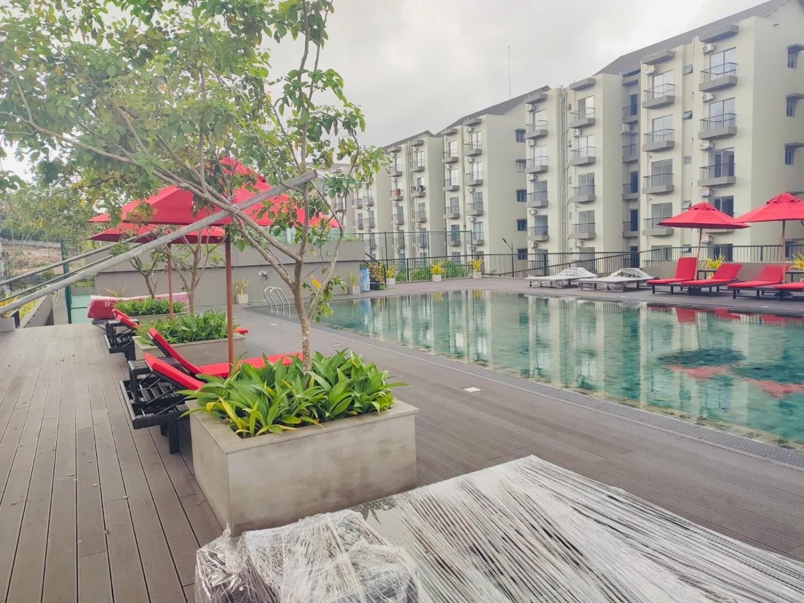 2 Bedroom Apartment in Colombo, Sri Lanka view 3