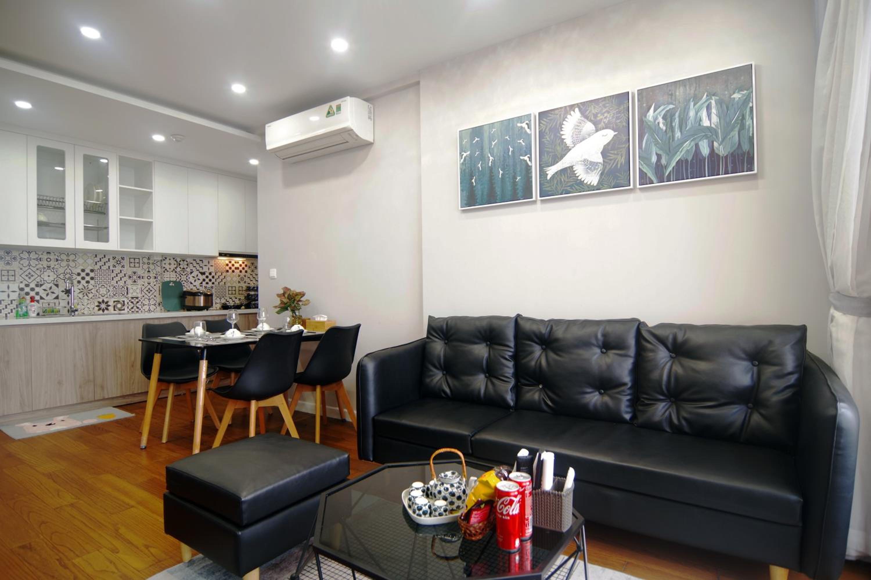 Vinhomes D'Capitale-Căn hộ 2 phòng ngủ + 2 phòng tắm