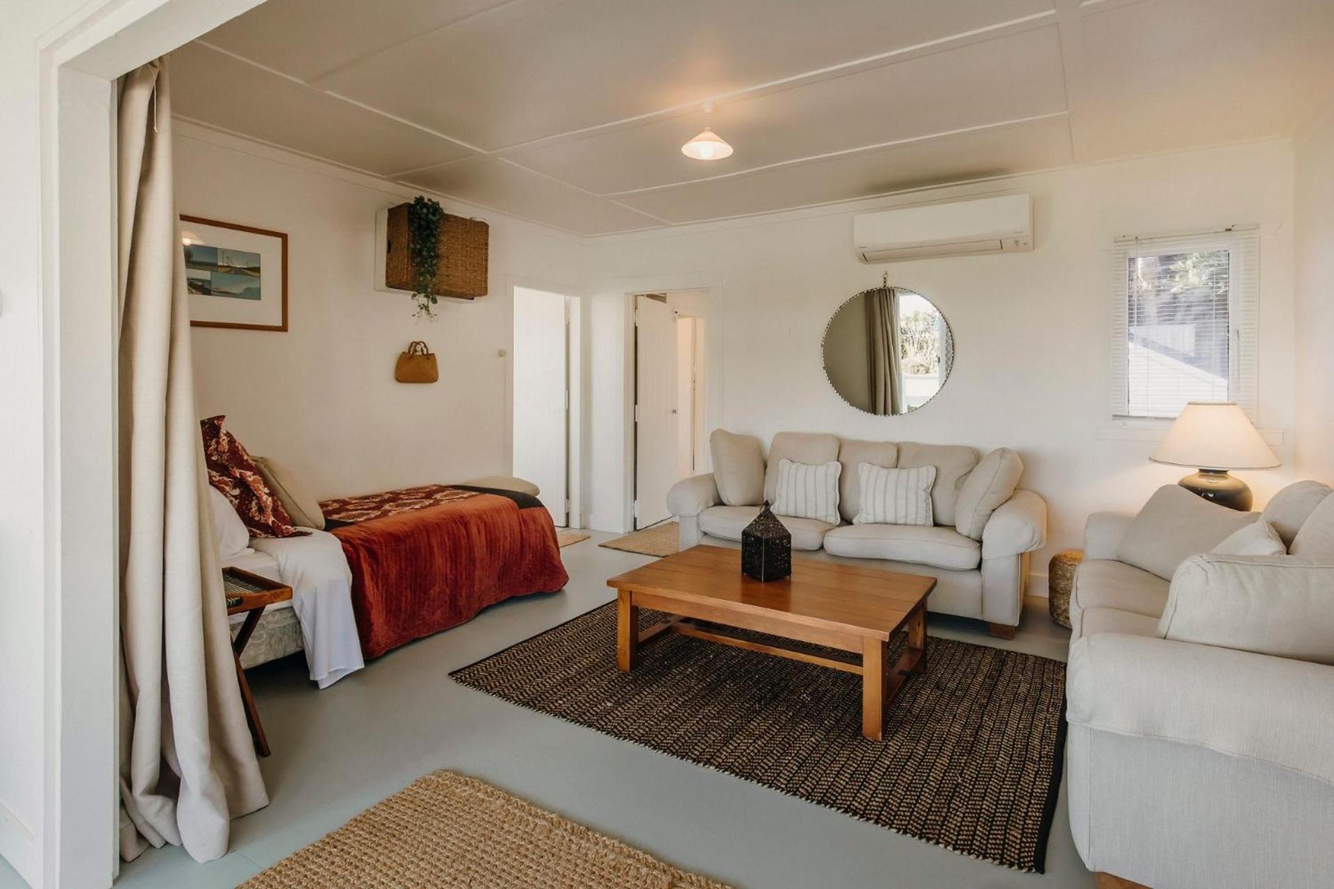 Oakura Circle - authentic Kiwi bach by the beach view 2