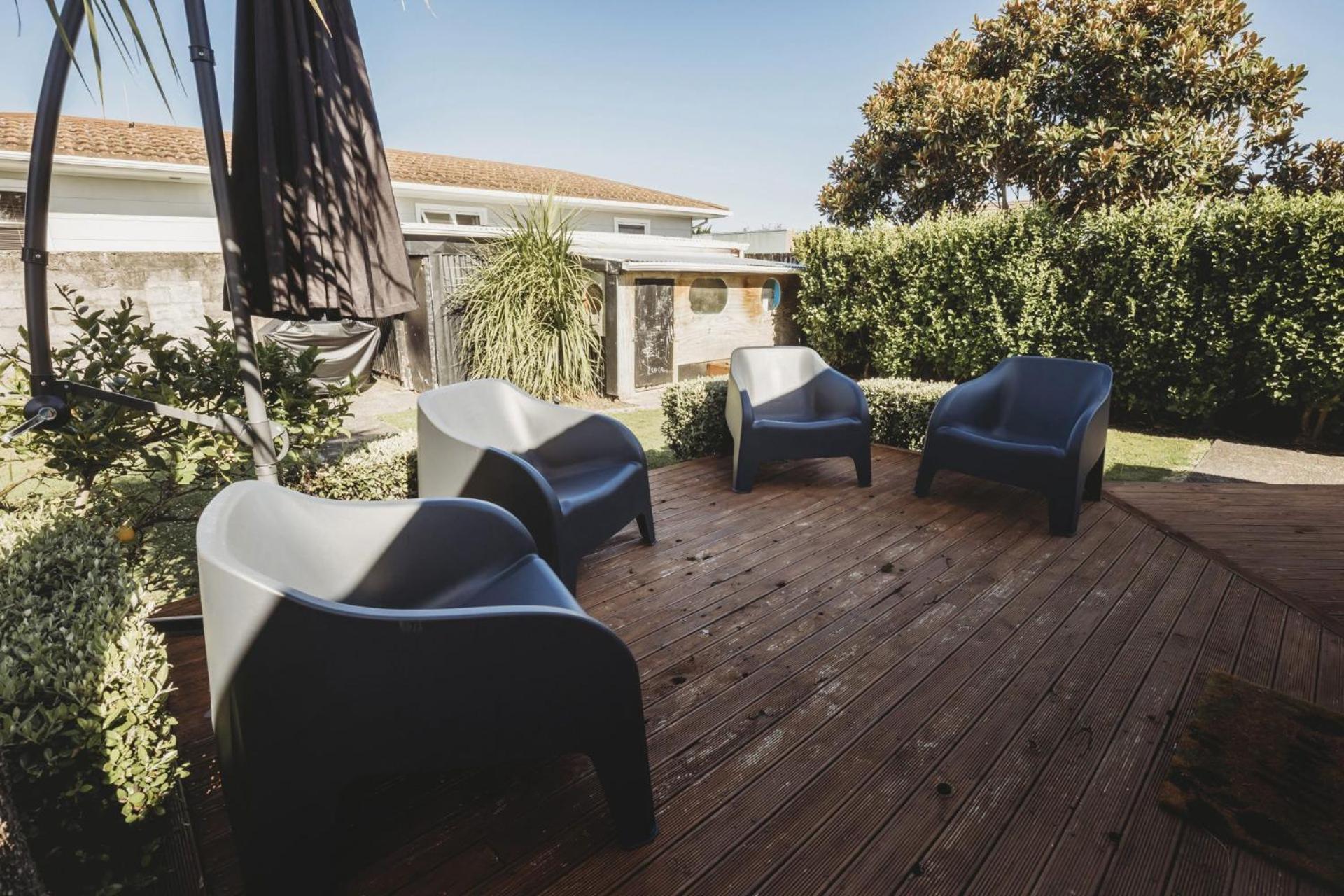 Ropiha Retreat - close to Fitzroy Beach paradise view 4