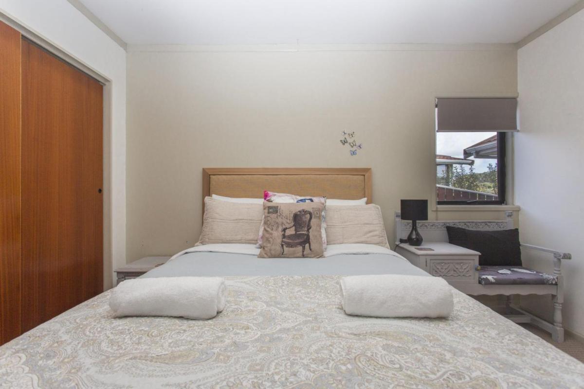 Rustic Retreat On Ruskin