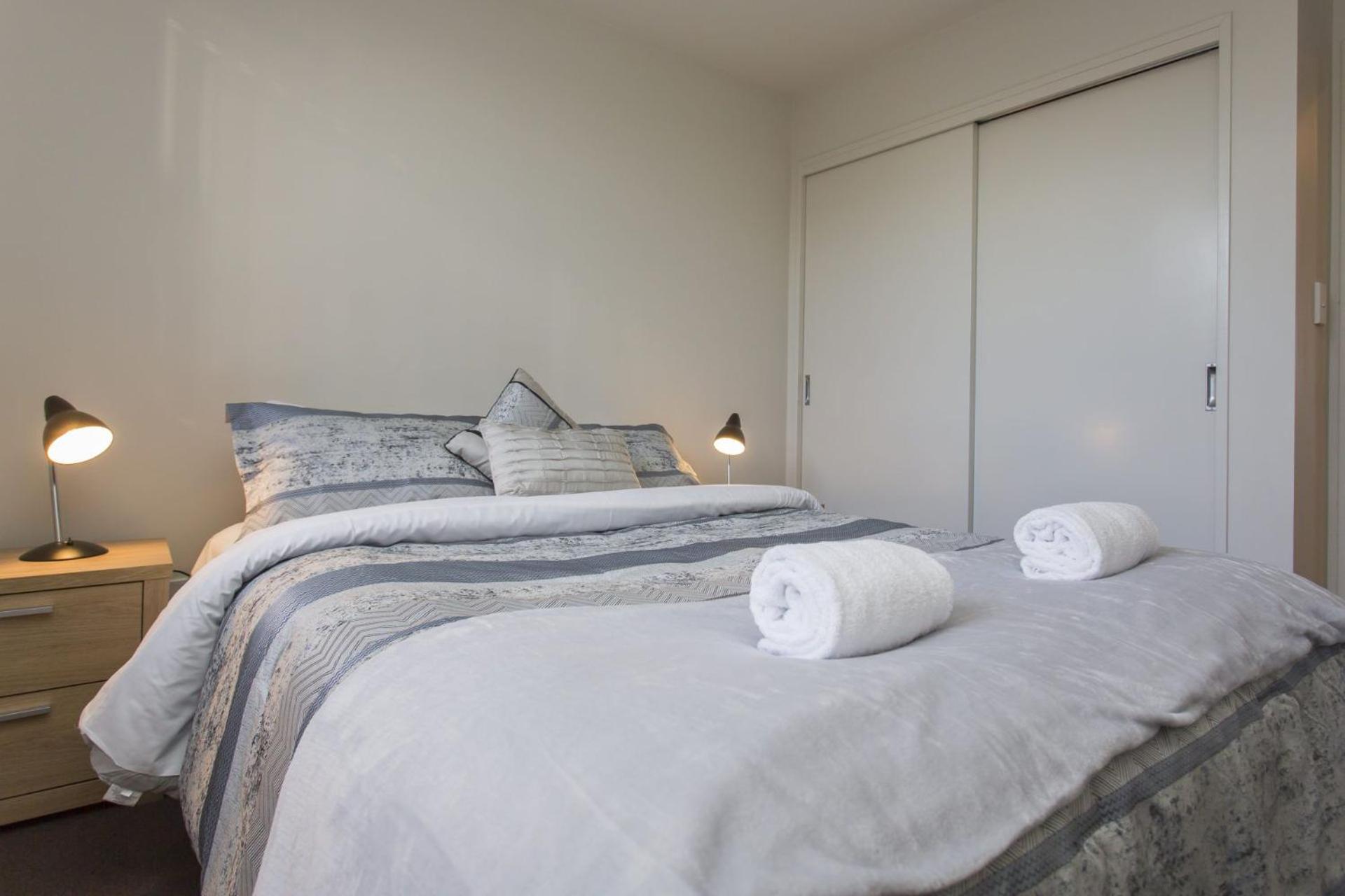 The Strandon - loft style central apartment view 4