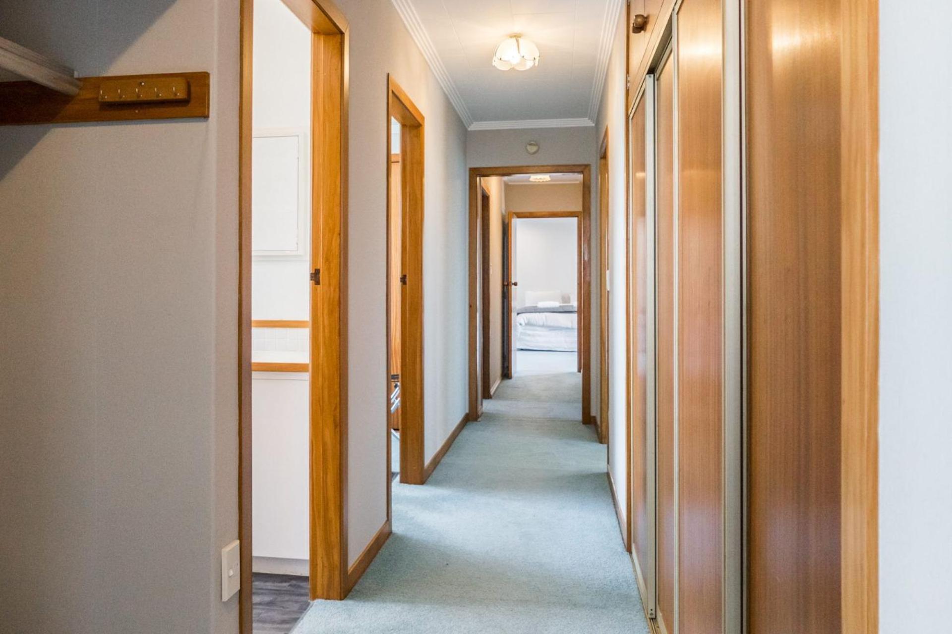 Waterfront On Woolcombe - 4BR holiday apartment