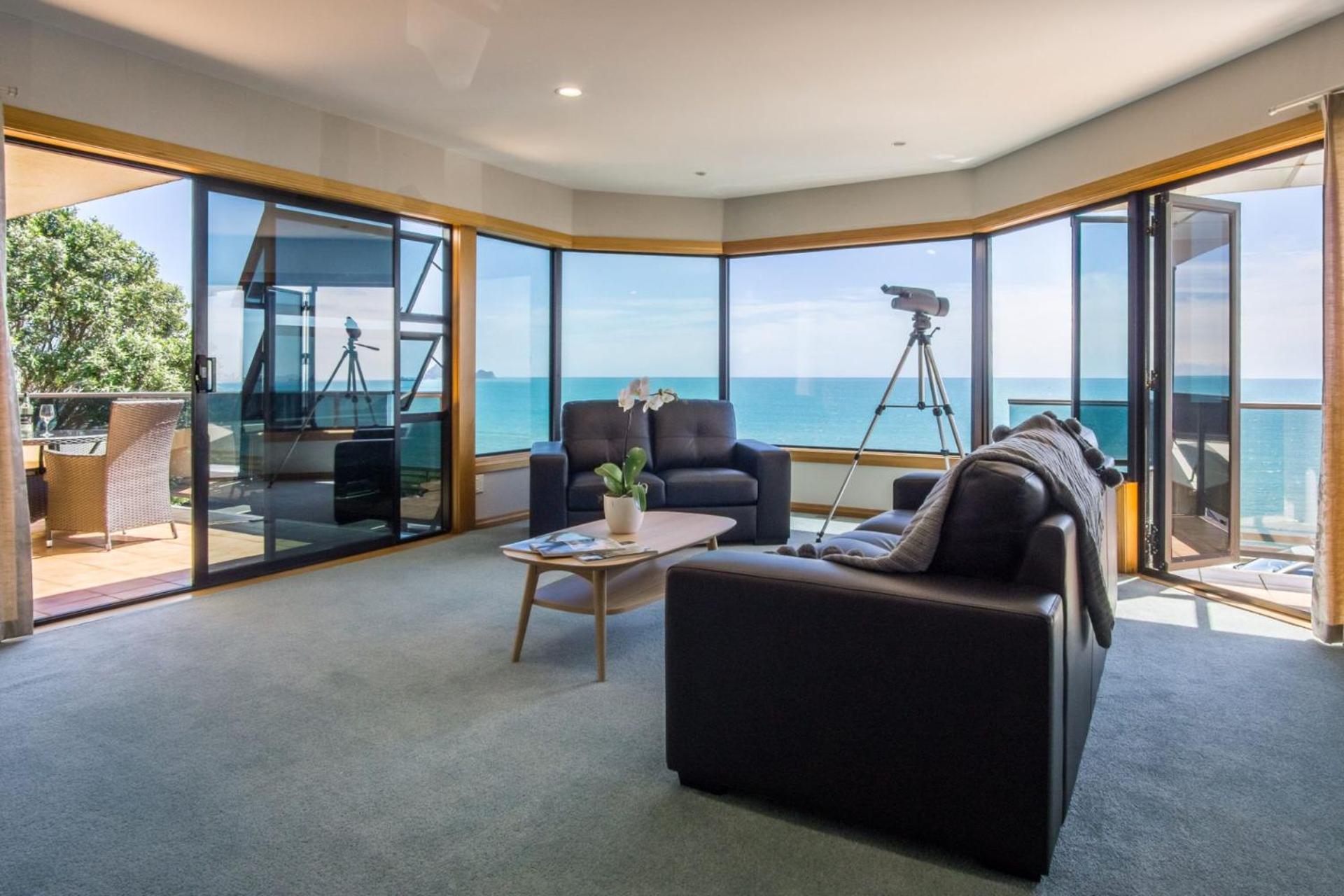 Waterfront On Woolcombe - 4BR holiday apartment
