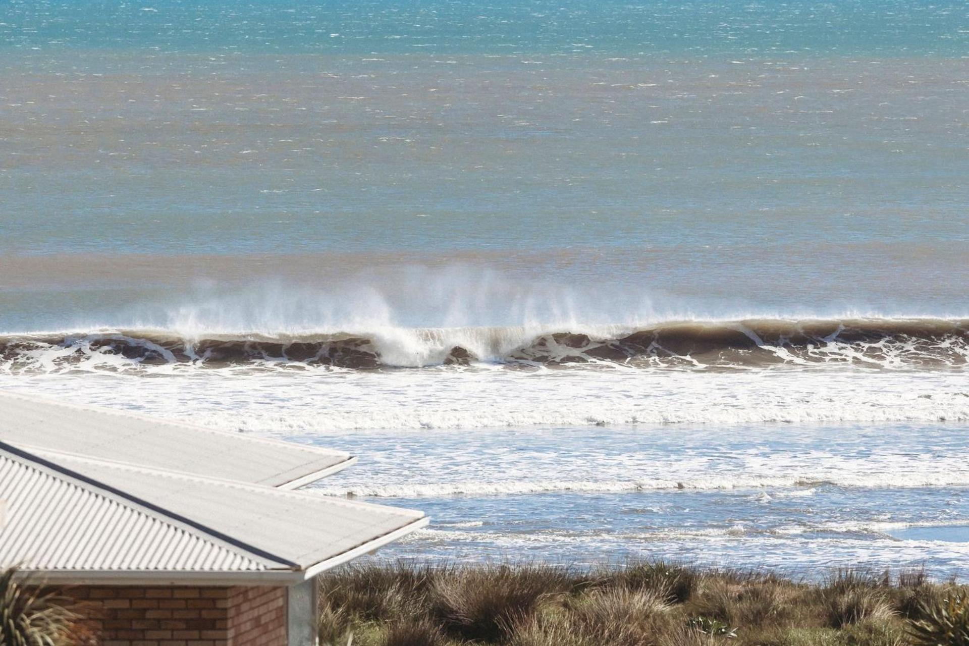 Holiday on Hamblyn - 2 BR home near Fitzroy Beach view 5