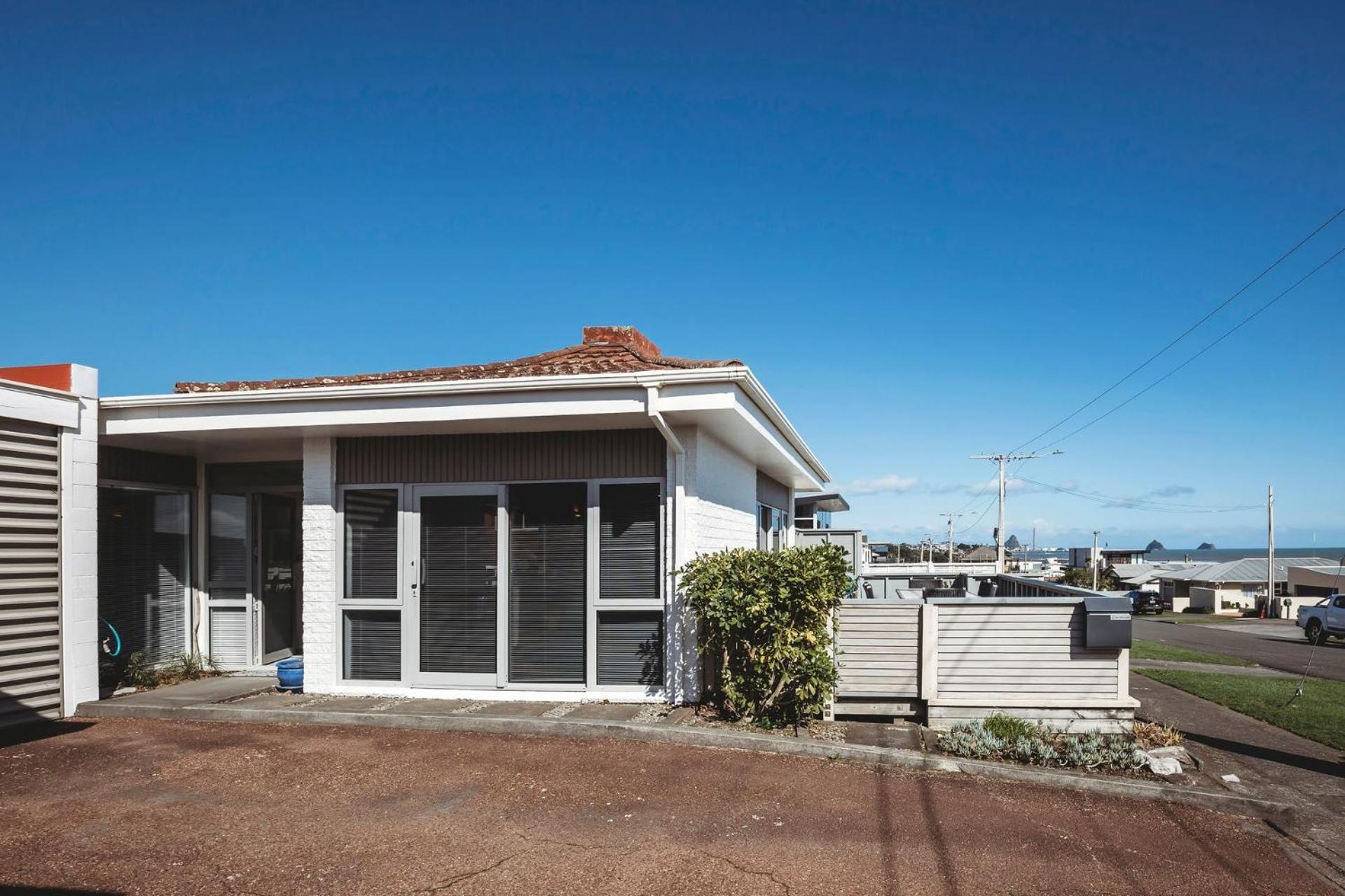 Holiday on Hamblyn - 2 BR home near Fitzroy Beach view 4