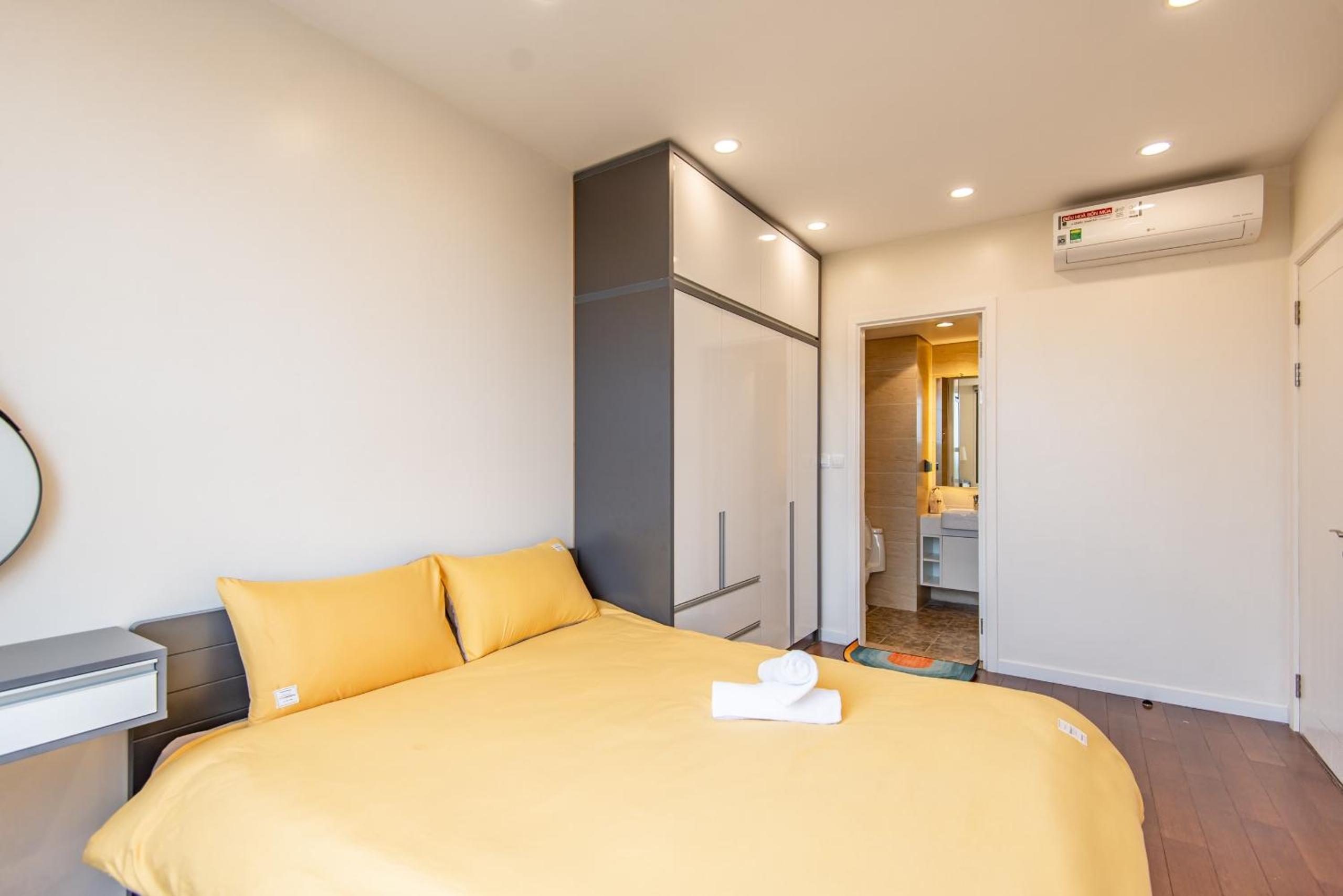 Vinhomes D'Capitale-Căn hộ 2 phòng ngủ + 2 phòng tắm