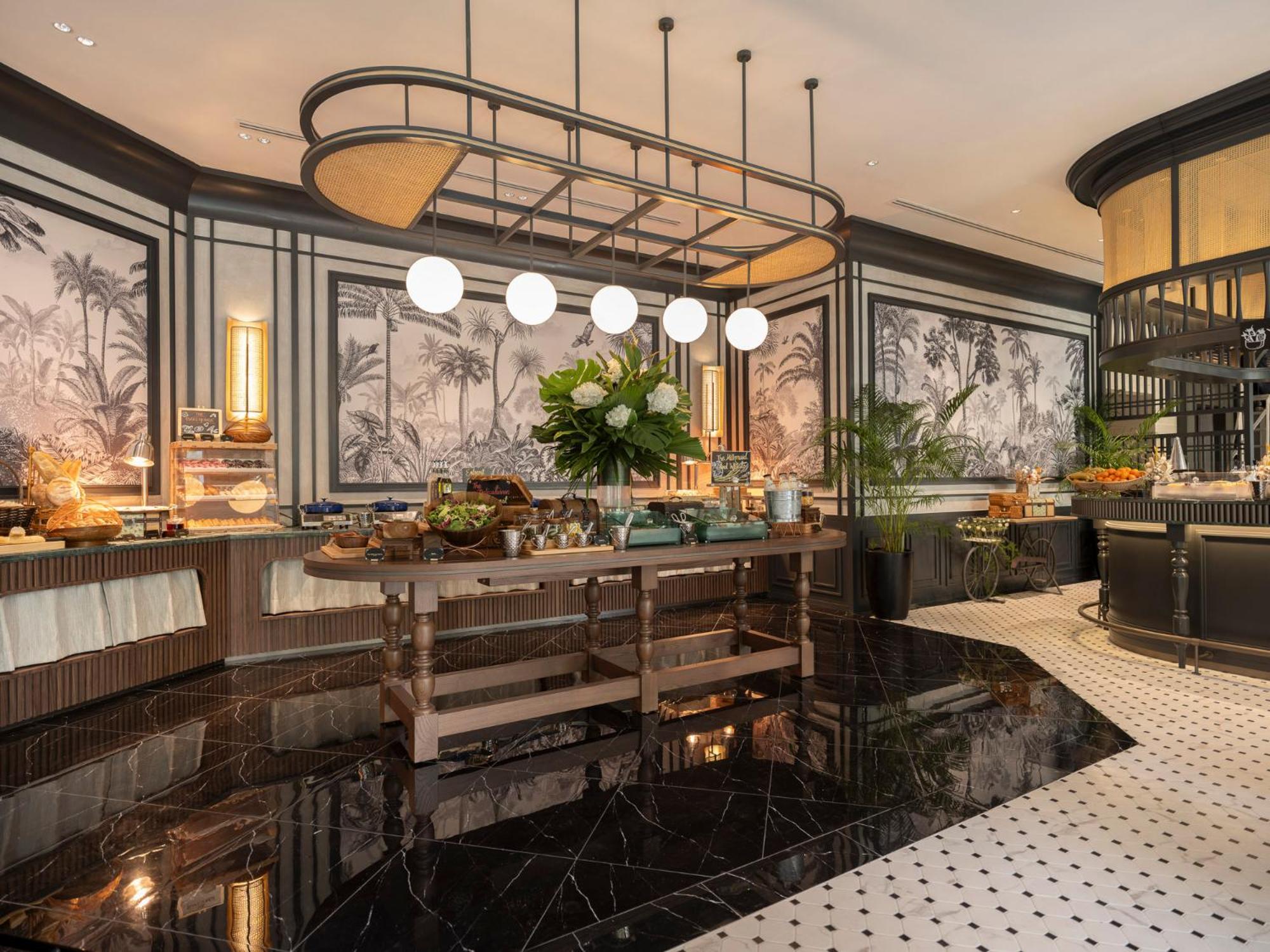 The Robertson House by The Crest Collection 19