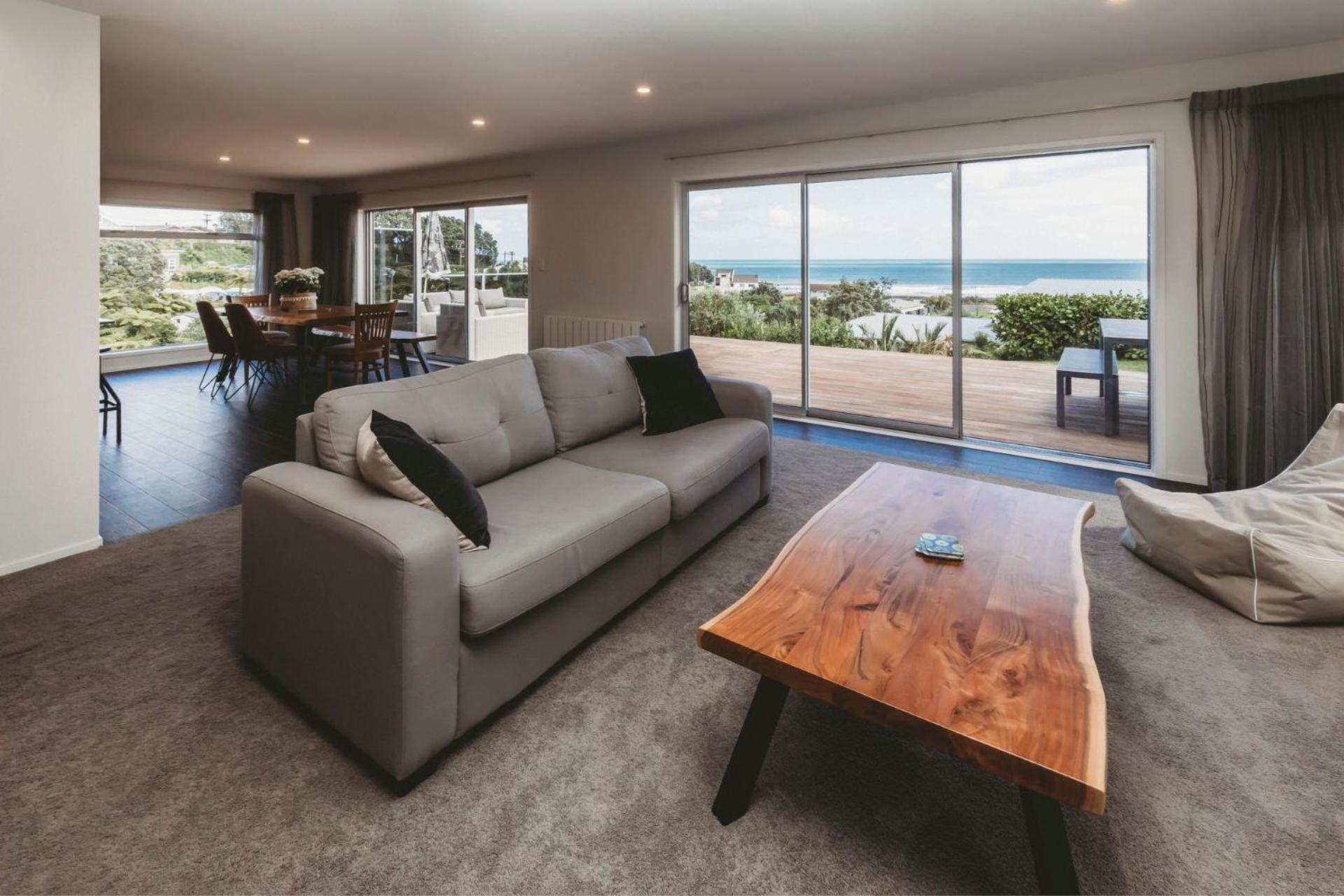 Seaviews On Shearer Oakura view 3