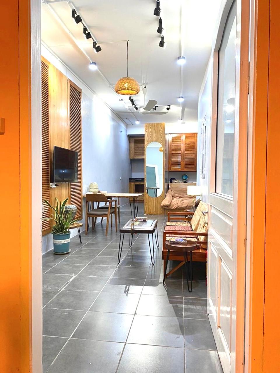 Azalea Apartment
