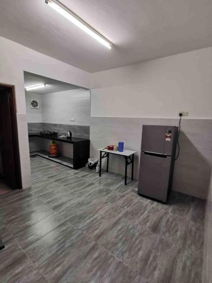Double Storey Johor Bahru Stadium Homestay