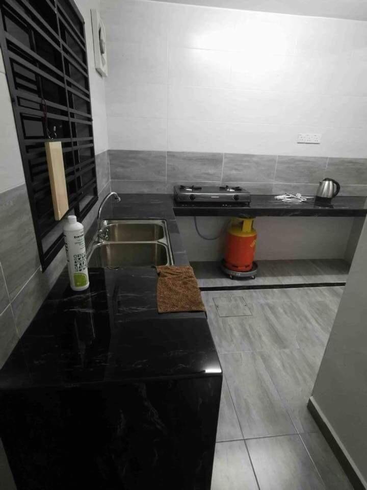Double Storey Johor Bahru Stadium Homestay