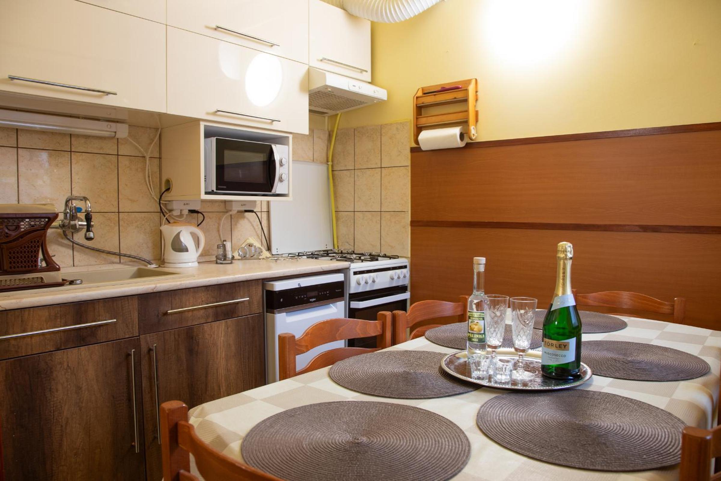 Erika Apartmanház