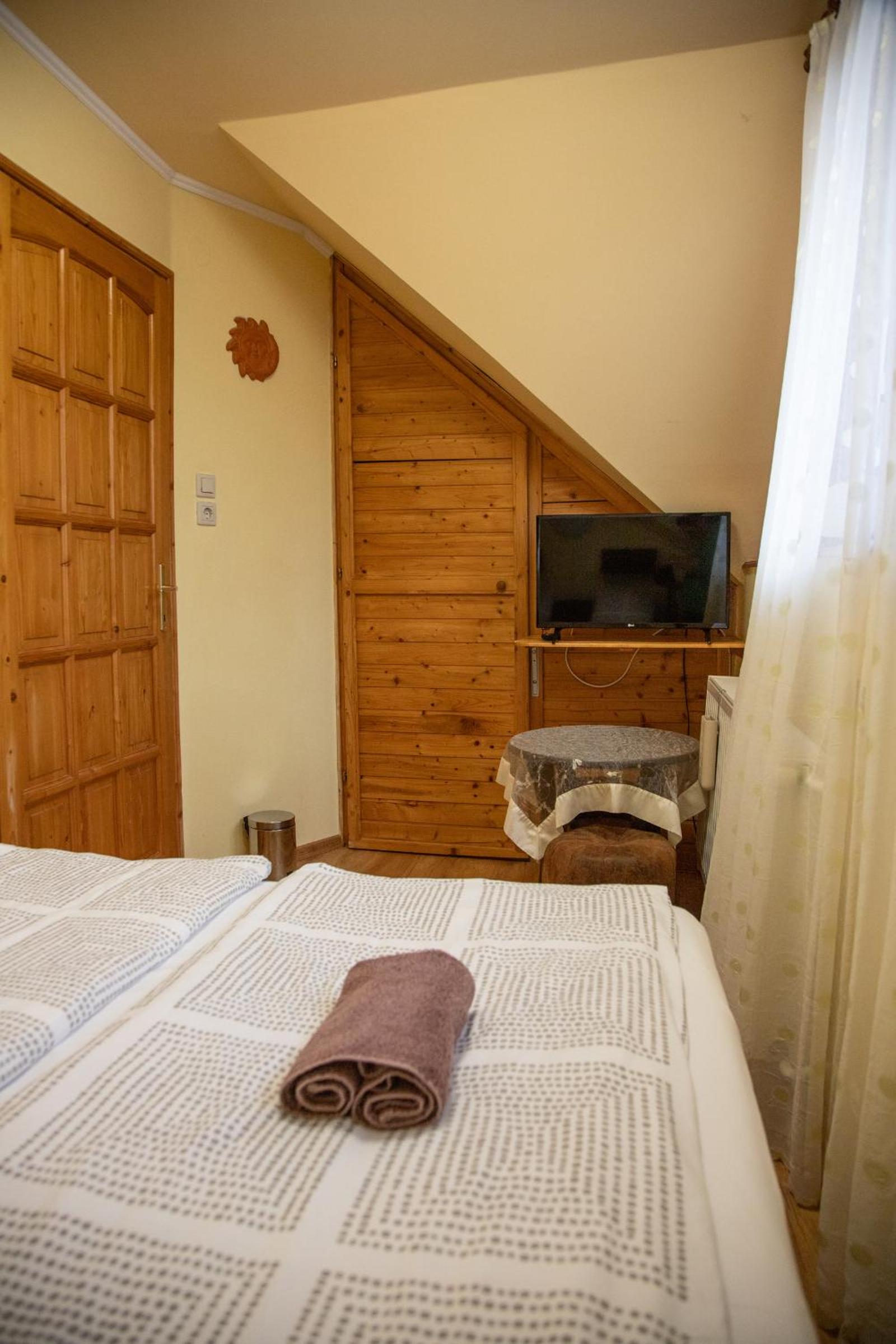 Erika Apartmanház