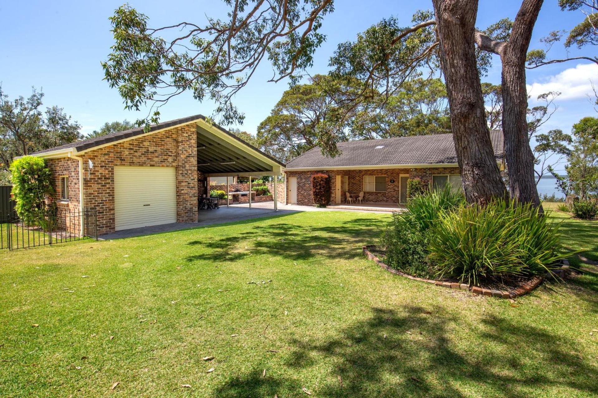 On The Lake - Pet Friendly Waterfront