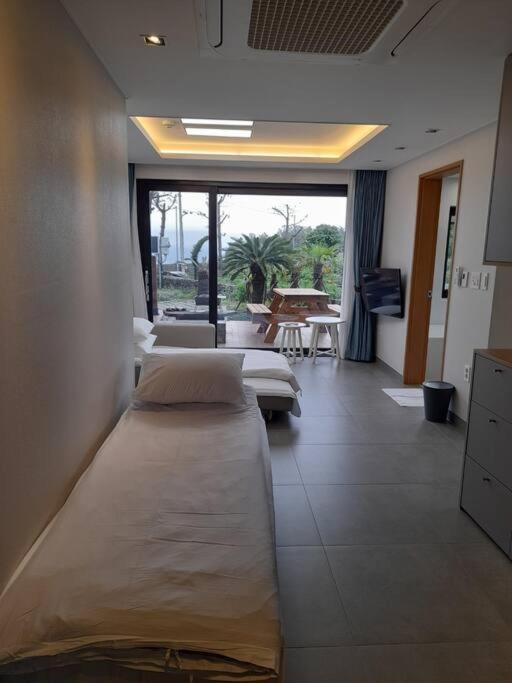 TamnaCounty L101 - DtreeSuite OceanVIew,B&B,BBQ,Pool view 3