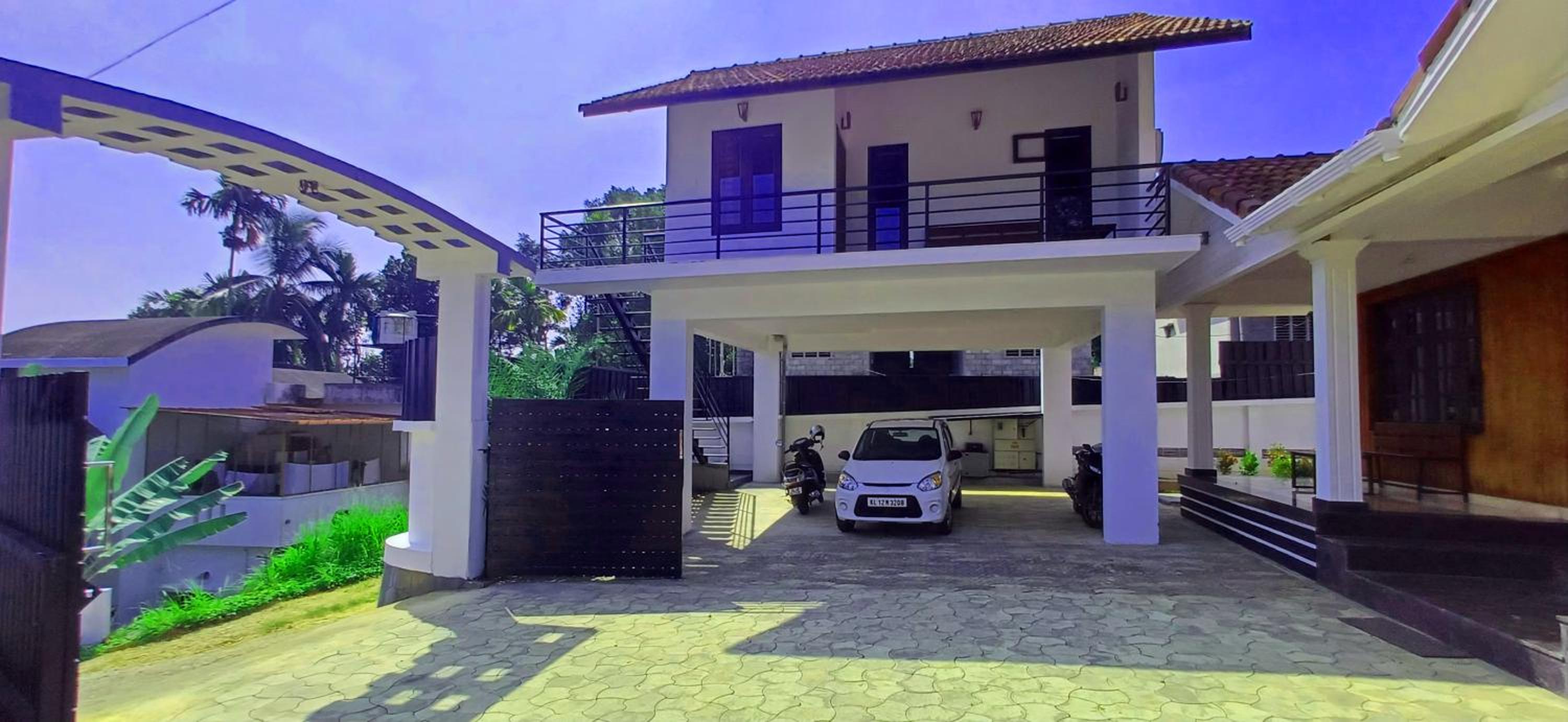 Empire Single Bedroom Villa with Common Pool view 2