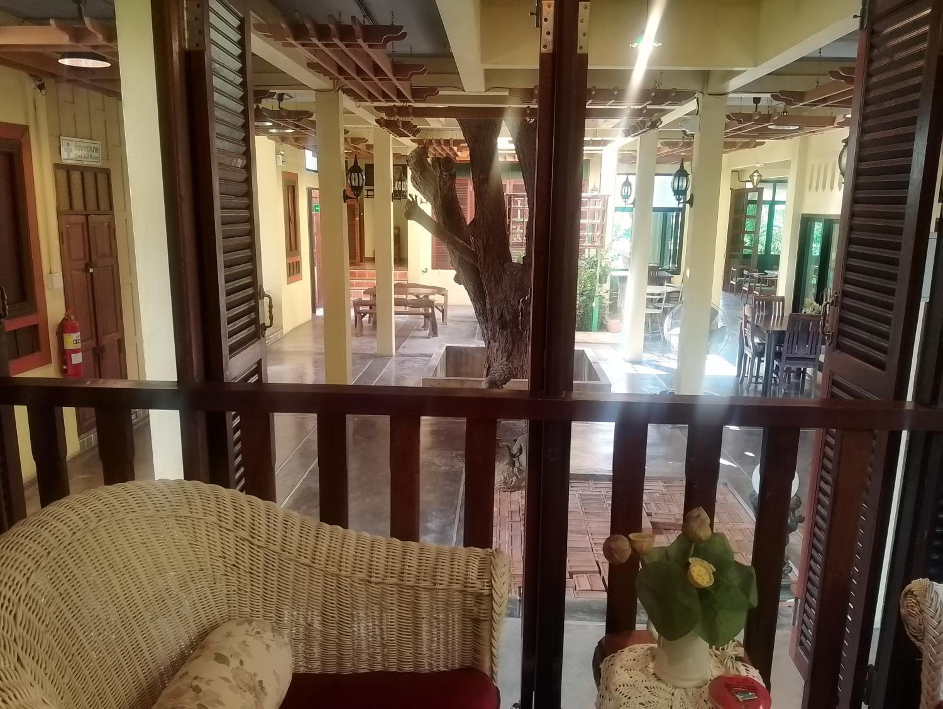 Luang Chumni Village