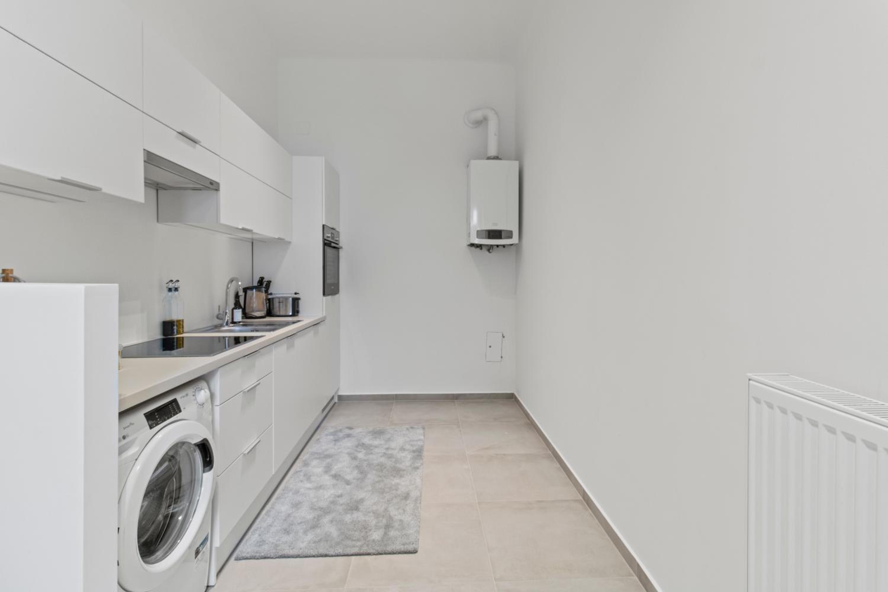 Balcony Apartment, 4 min to U3 Zipperer Straße