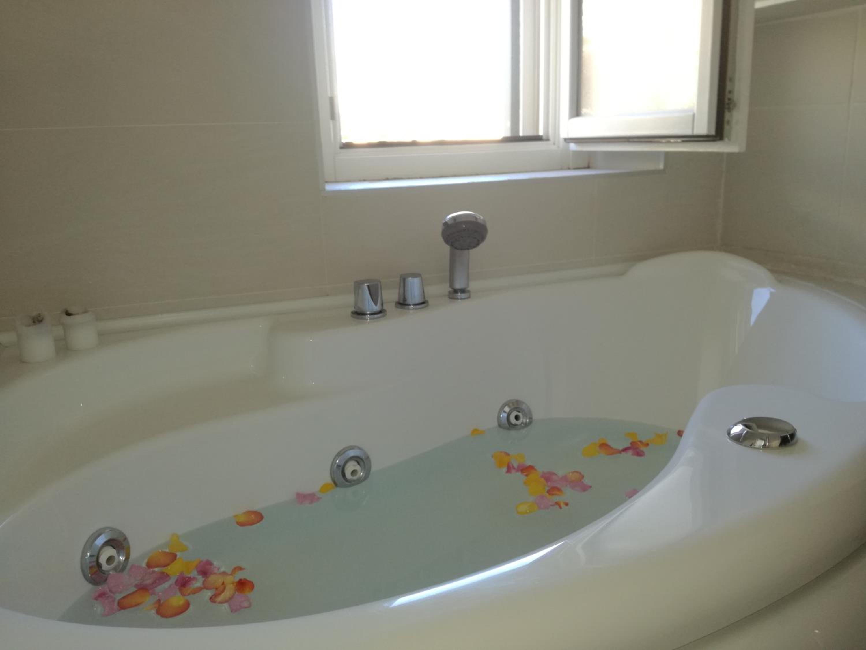 La Scala Suite en Matera — bathroom
