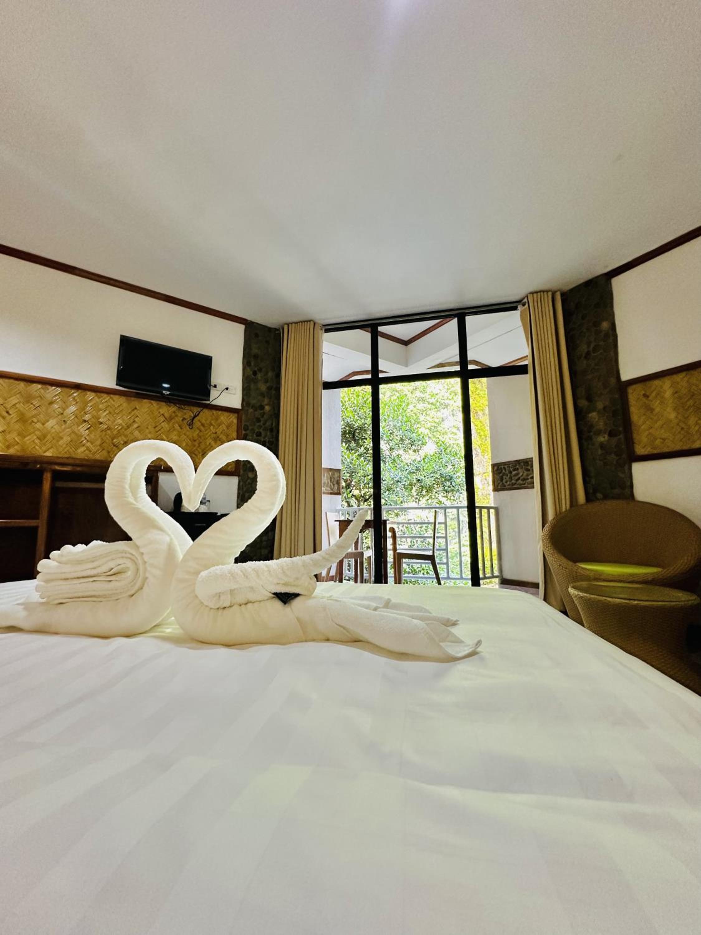 El Nido Viewdeck Cottages