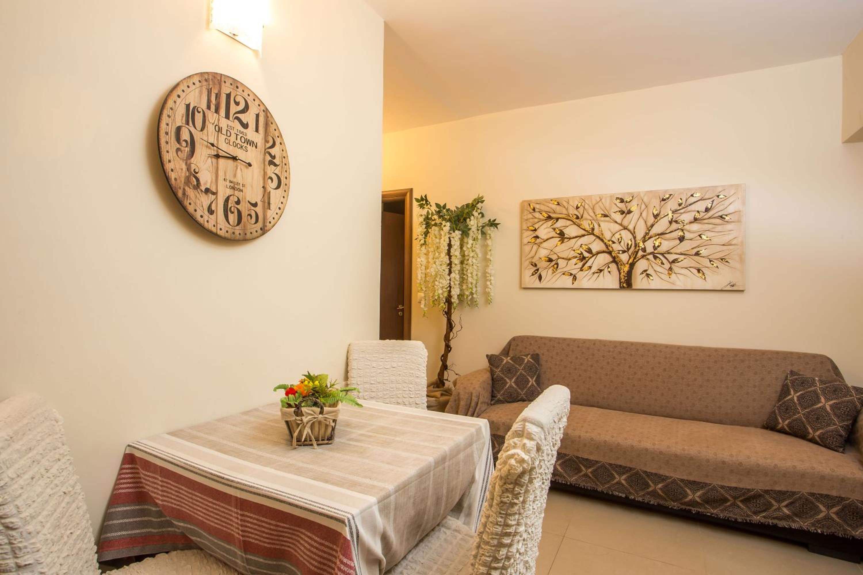 Casa Lyristis view 4
